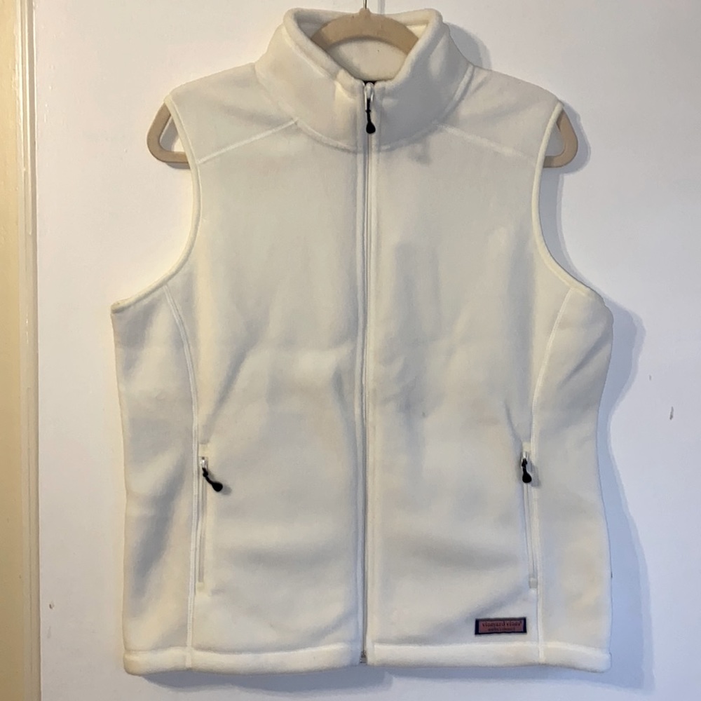 Vineyard Vines Westerly Vest in Marshmallow